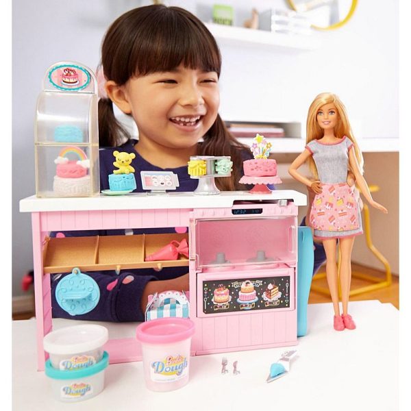 Barbie Cake Decoration Playset - Image 5