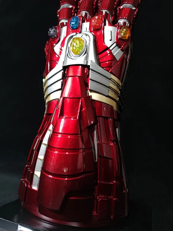 Iron Man Nano Infinity Gauntlet - Image 3