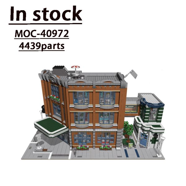 City Street View HOSPITAL & Corner Garage Building Block Set - Image 5