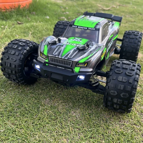 HAIBOXING 2105A T10 vs. Wltoys 144001: Which RC Car Is Better - Image 2