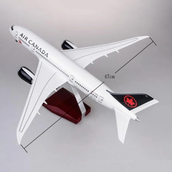 Scale B787 Canada Dreamliner Model - Image 4