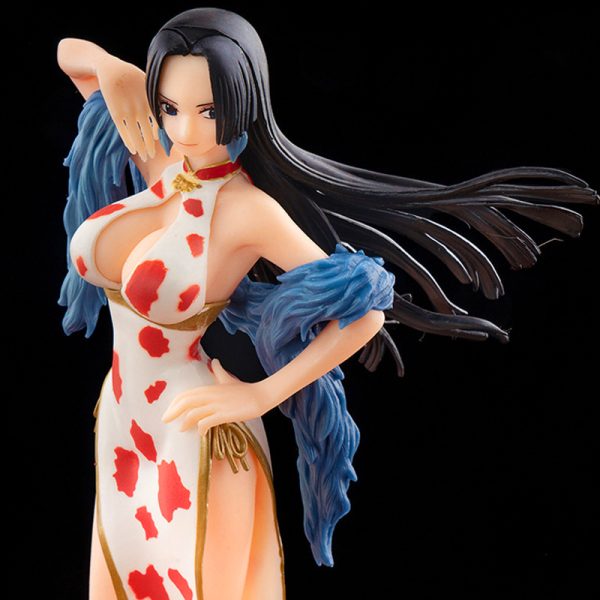 Boa Hancock Figurine 22cm - Image 3